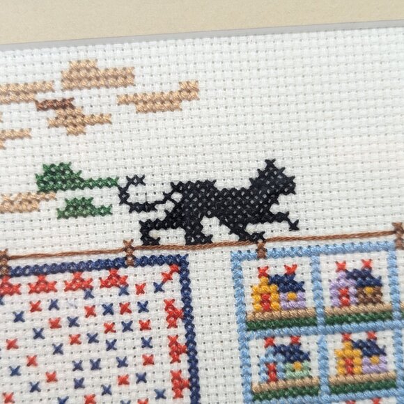 Small handmade cross-stitch picture black cat washing line, garden laundry day - Picture 7 of 8